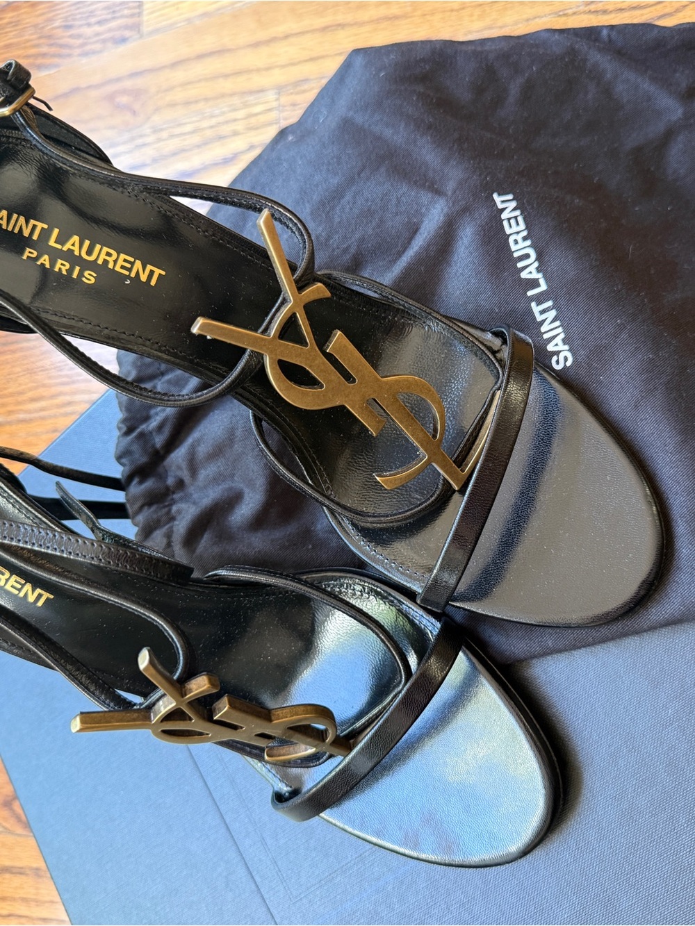 Saint Laurent Cassandra Monogram Heels Sandals BNIB Size 40 Gold YSL - Picture 3 of 6